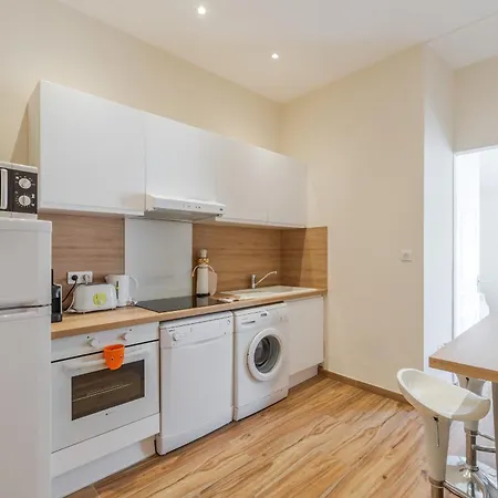 Charlotte By Terry's Homes Lägenhet Cannes